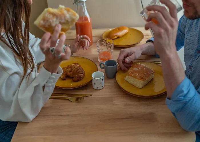 La Camarguaise En Centre - Nuit A * Nimes