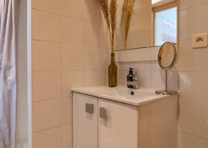 Apartment La Camarguaise En Centre - Nuit A