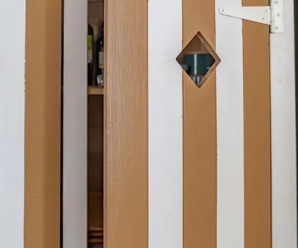 La Camarguaise En Centre - Nuit A * Nimes